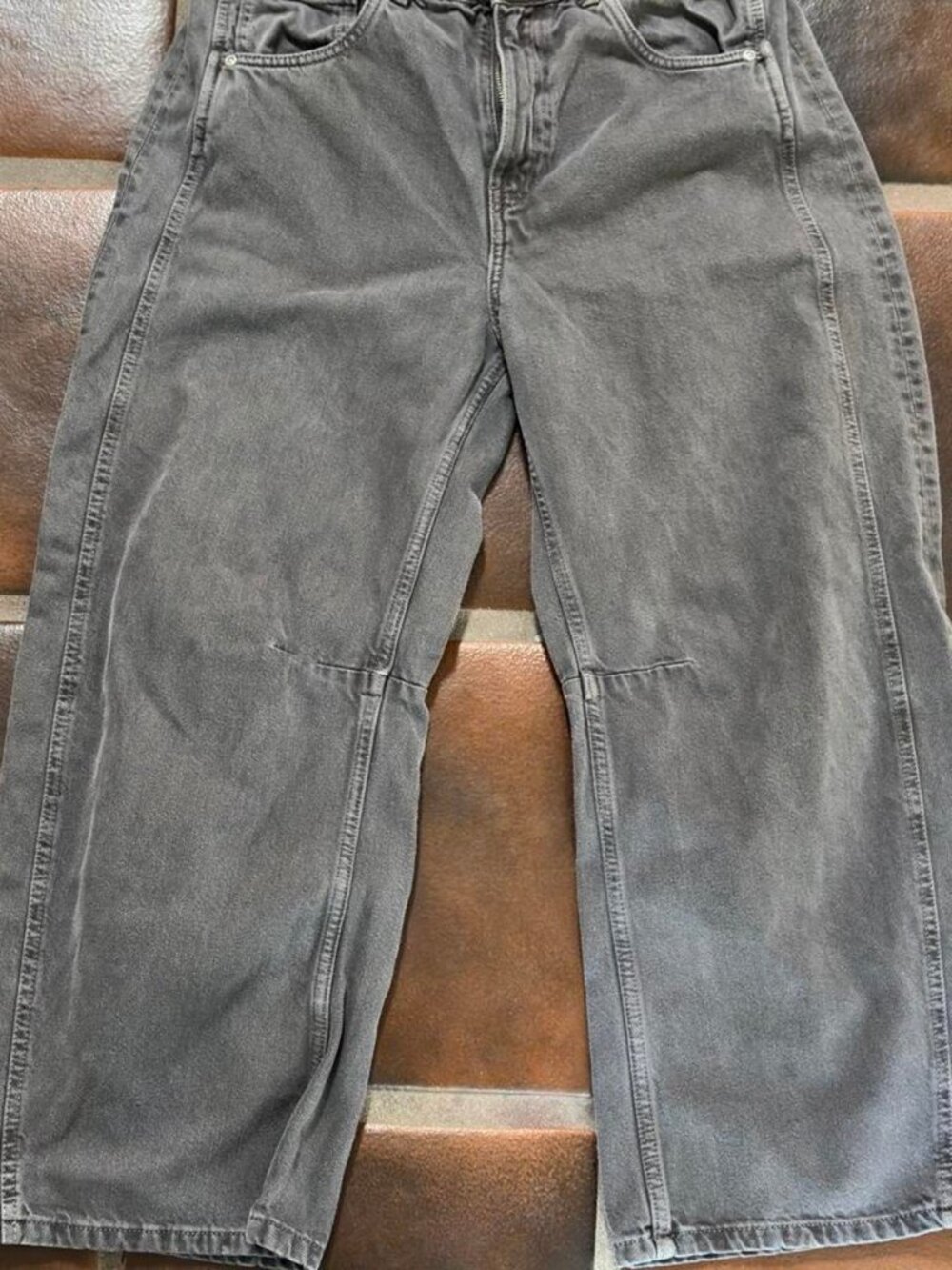 Zara Washed Gray Barrel-Leg Jeans Size 28